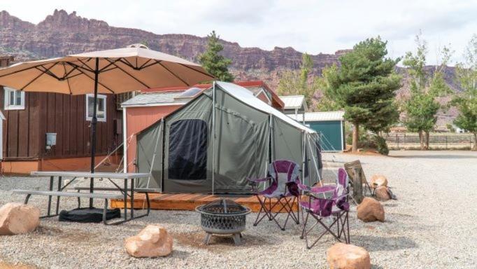 Funstays Glamping Setup Tent In Rv Park #4 Ok-T4 Moab Kültér fotó