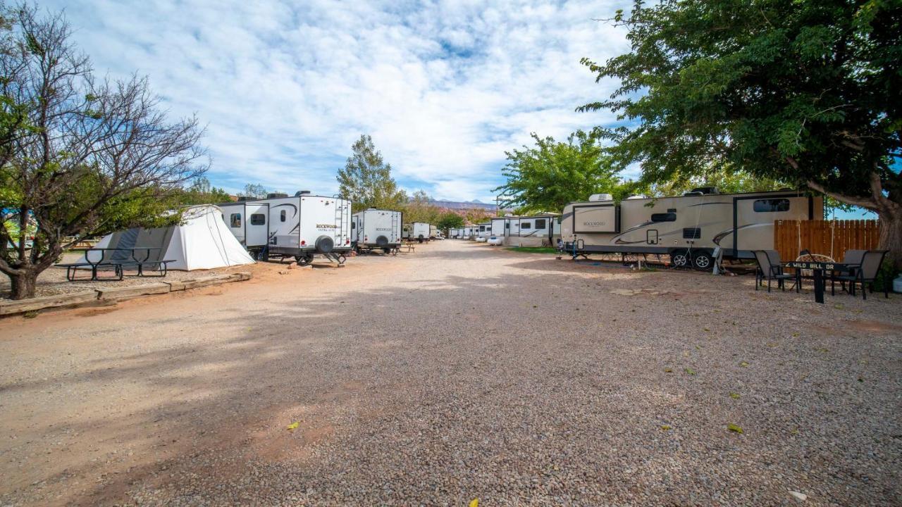 Funstays Glamping Setup Tent In Rv Park #4 Ok-T4 Moab Kültér fotó
